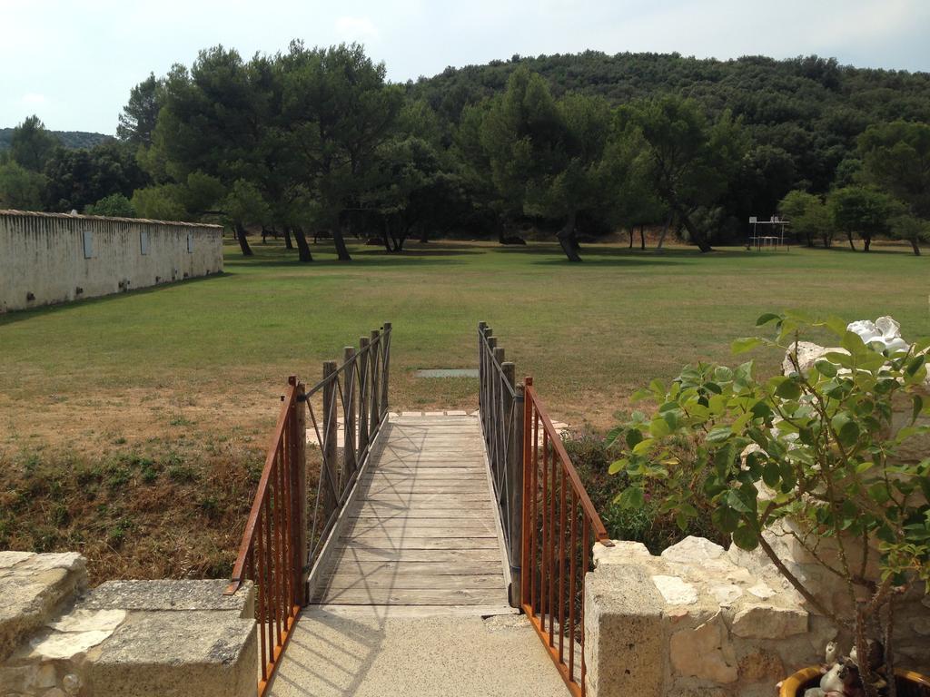 Отель Domaine Saint Martin Valliguieres Экстерьер фото