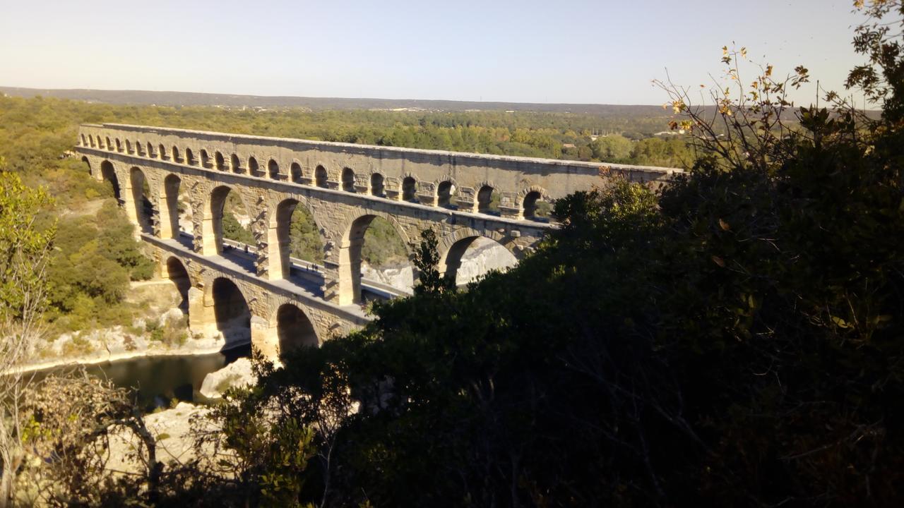 Отель Domaine Saint Martin Valliguieres Экстерьер фото